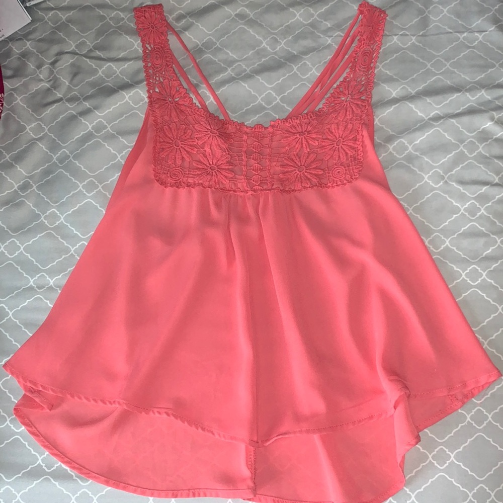 Pink tank top